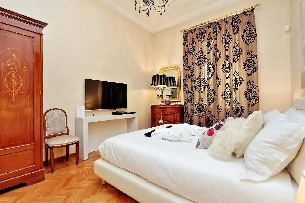 Rome Luxury Apartment To Spanish Steps Italy