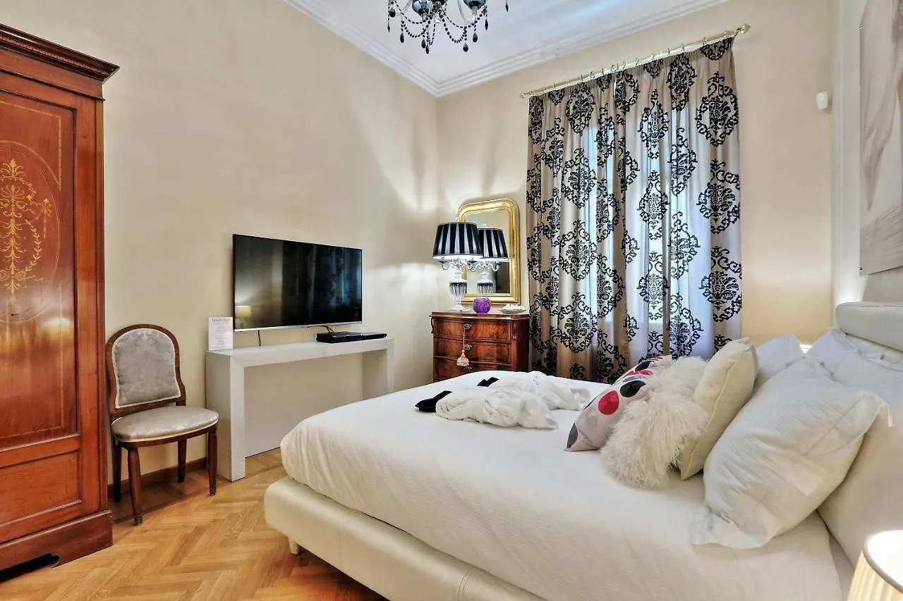 Rome Luxury Apartment To Spanish Steps Italy